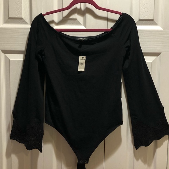 Lace bell sleeved bodysuit - Picture 2 of 3